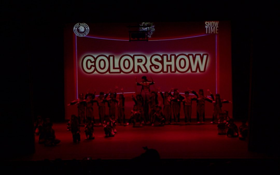 COLOR SHOW